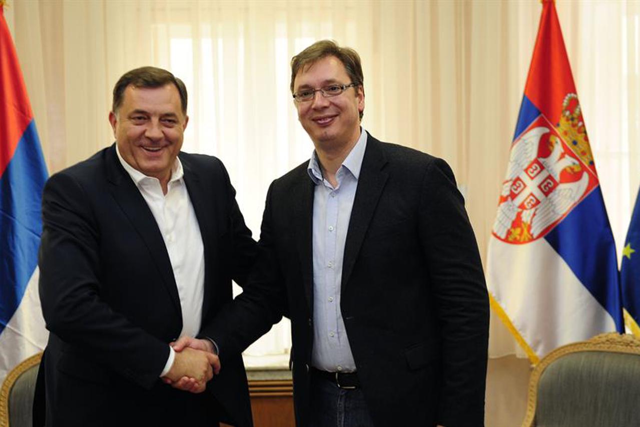 ZANIMLJIVA IZJAVA MILORADA DODIKA: Sada kada bi nazvao dva broja, riješio bi sve probleme..
