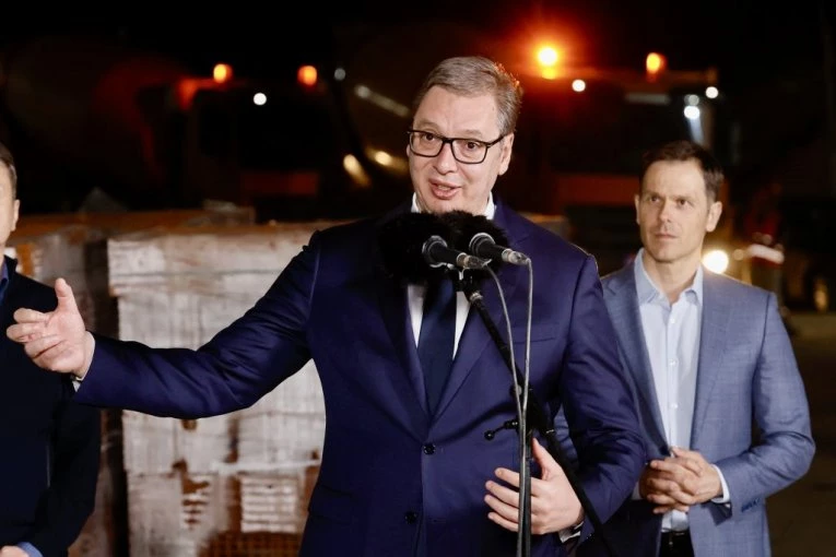 SAVO MANOJLOVIĆ NIJE ŠTEDIO RIJEČI: Trump je odbio da se vidi sa Vučićem