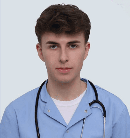 Fahrudin Spahić iz Lukavice: Učenik generacije, volonter i budući ljekar koji inspirira cijelu BiH