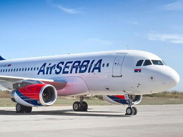 DOJAVA O BOMBI U AVIONU AIR SERBIA: Hitna evakuacija putnika na aerodromu Tivat, obustavljen saobraćaj