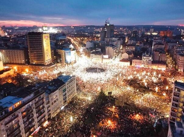 Studenti FDU pozvali građane Srbije na masovnu obustavu rada od 1. jula