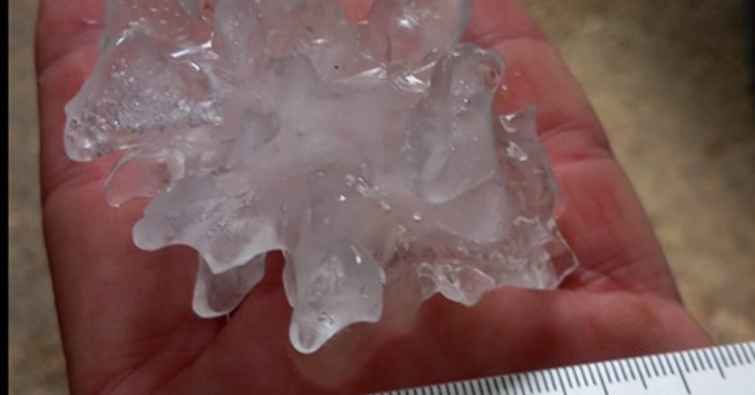 Nevrijeme pogodilo Hrvatsku: Padao grad veličine 5 cm, crvena upozorenja na snazi