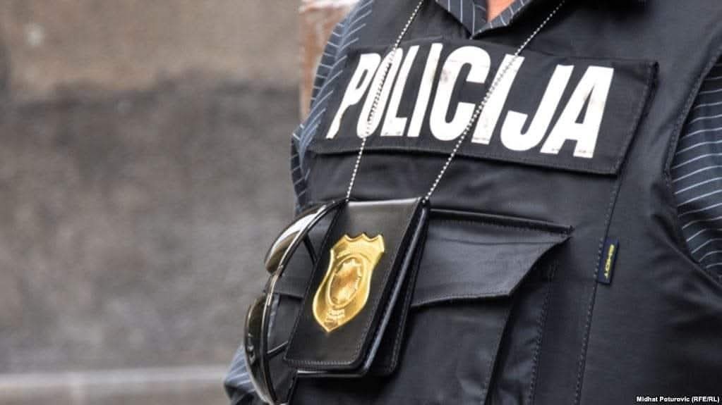 Pokušao podmititi policajca u BiH pa se šokirao odgovorom!