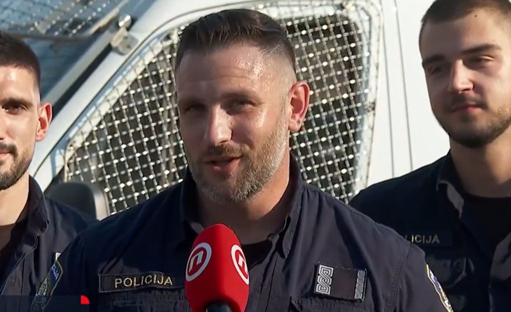 "Heroj i srcolomac: Zgodni zadarski policajac Dario Kruneš oduševio regiju, žene masovno 'gore' za njim!"