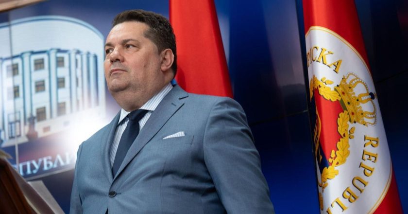 STEVANDIĆ OPTUŽUJE ŠMITA: “Zakucava eksere u mrtvački kovčeg suživota u BiH”