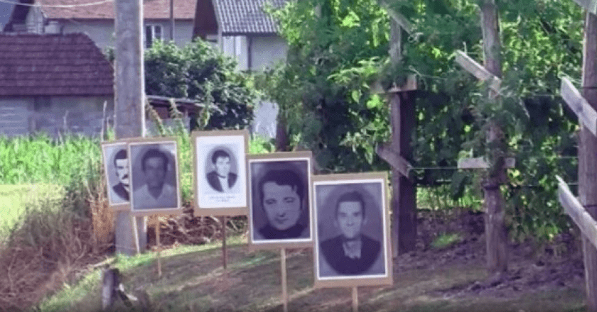 Ponovo postavljene fotografije ubijenih Srba na putu ka Srebrenici,  poruka Zapadu ili podizanje tenzija?