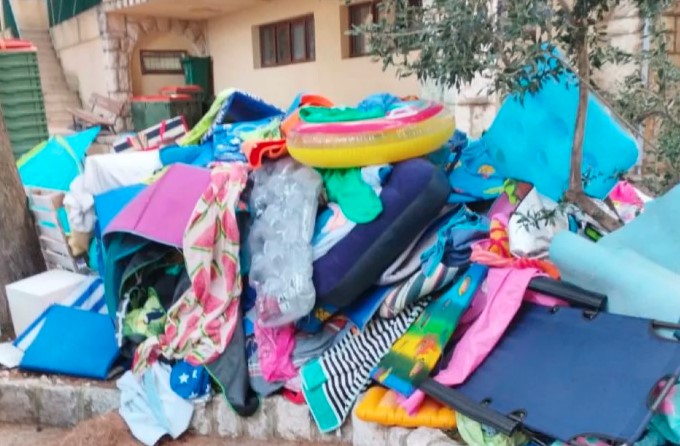 Fotografija s plaže u Hrvatskoj izazvala raspravu: 'Je li i vama ovo jadno?'