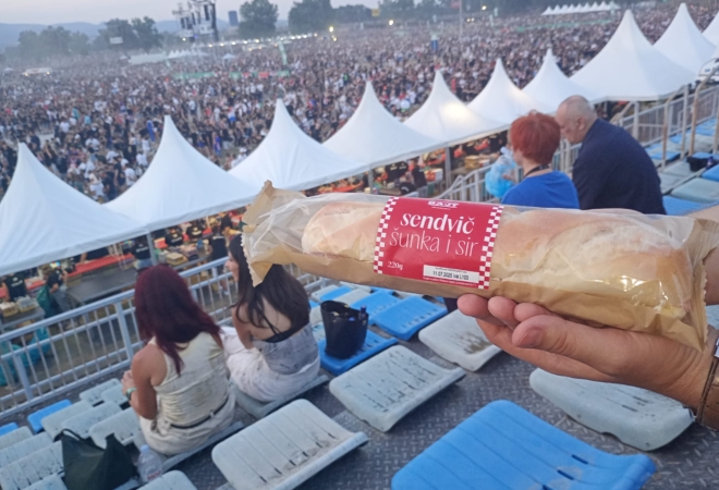 Žabac objasnio priču o sendvičima za 0,29 €: ‘Bolje da se pojedu nego da se bace’