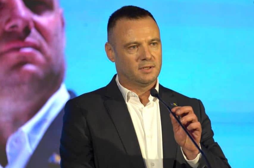 Poruka iz Banje Luke: “Bošnjaci, budite ponosni što nemate pjevače koji veličaju rat”