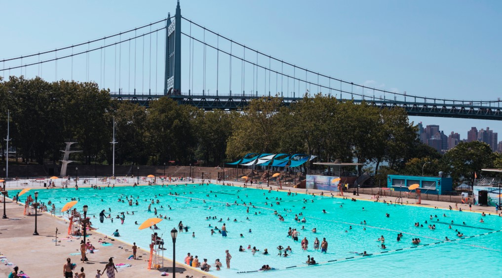 "Ljudi ne prestaju obavljati veliku nuždu u javnim bazenima New Yorka – Evo šta se događa!"