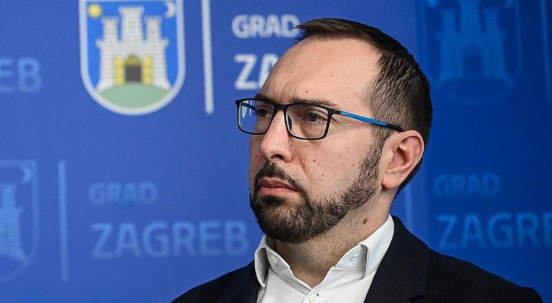 Stranka Možemo osudila isticanje ustaških simbola na Thompsonovom koncertu: “Država mora reagovati”