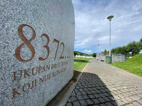 Evropski parlament poručio: Srbija mora priznati genocid u Srebrenici
