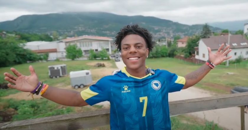 IShowSpeed u Sarajevu: Dres BiH, fes na glavi, ćevapi i ezan – stotine mladih u euforiji!