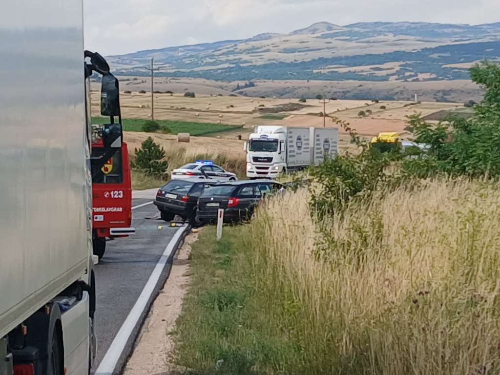 Tragedija kod Tomislavgrada: Poginula jedna osoba u teškoj nesreći, djeca preživjela sudar