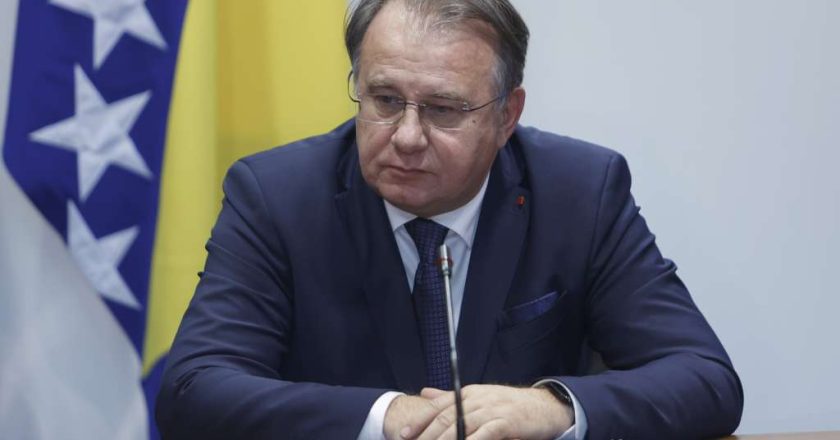 Nikšić: Država je pobijedila Dodika – mora se javljati policiji, predmet nije završen