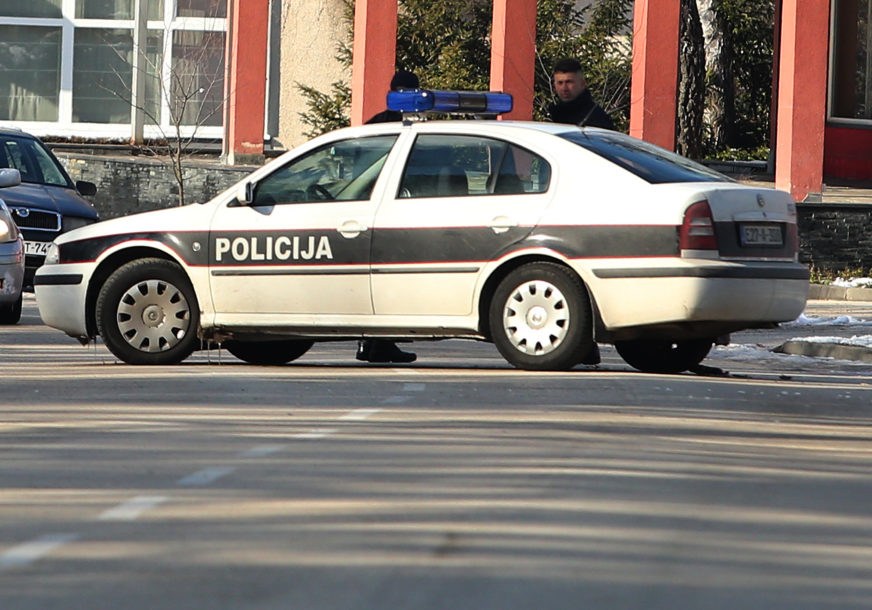 Policija u Tuzli spriječila pokušaj samoubistva: Brza reakcija spasila život žene