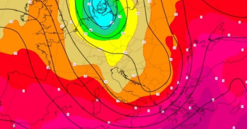 Dvostruki udar vremenskog fronta: DHMZ izdao posebno upozorenje za vikend, stižu oluje, tuča i nagli pad temperature