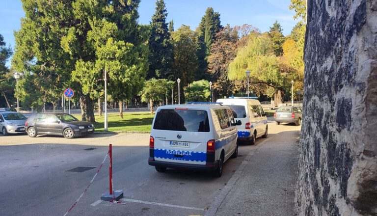 Navijač Hajduka napadnut u Trebinju: Maloljetniku otrgnut dres i bačen u smeće