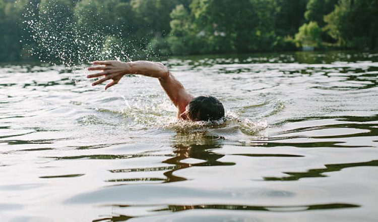 Šta uraditi ako vas uhvati vir tokom plivanja: Ključni savjeti koji spašavaju život