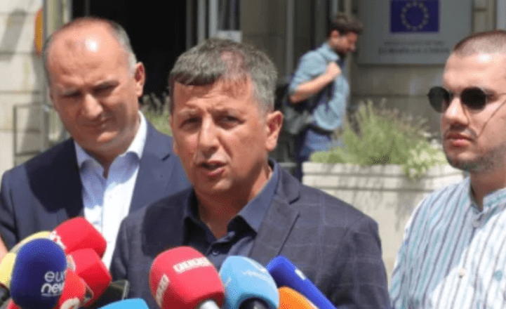 Vukanović ‘otkriva’ zašto Vlada RS kupuje helikoptere: Zna Savo Minić da ne može u Hercegovinu…