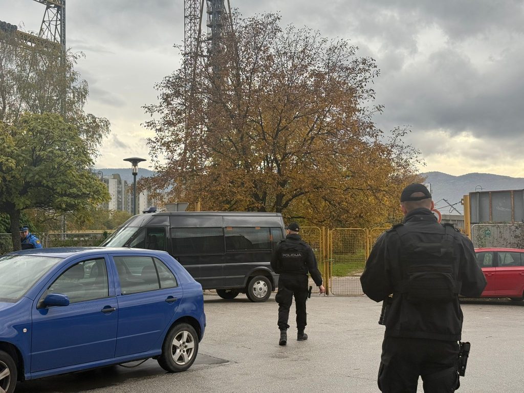 Tragedija u Sarajevu: Muškarac skočio iz restorana hotela Ibis, konobar ga pokušao spriječiti