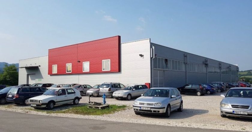 Više od 100 radnika u bh. firmi ostalo bez posla: Traže isplatu dvije zarađene plate i reakciju nadležnih