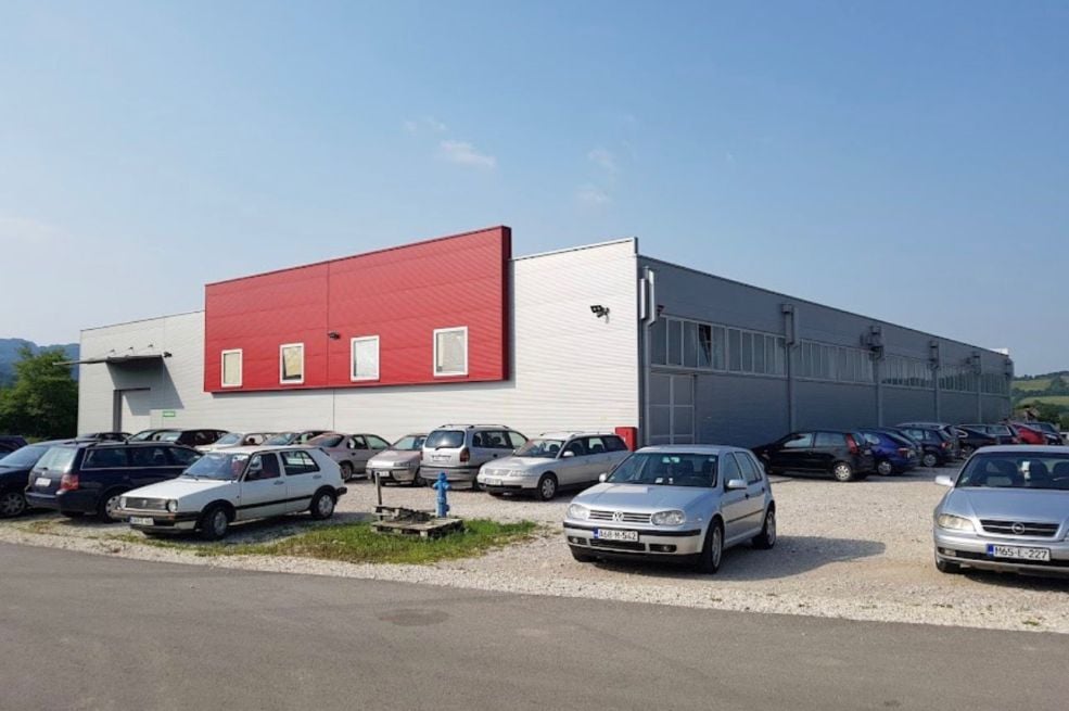Više od 100 radnika u bh. firmi ostalo bez posla: Traže isplatu dvije zarađene plate i reakciju nadležnih
