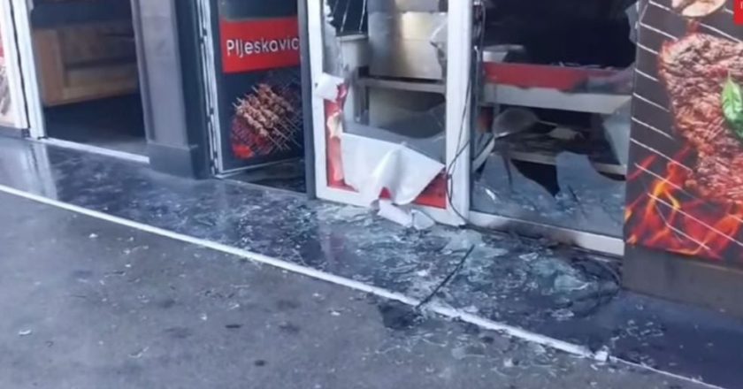 Haos u Podgorici ne prestaje, demoliran lokal Turčina: Turci se zabarikadirali u kazinu