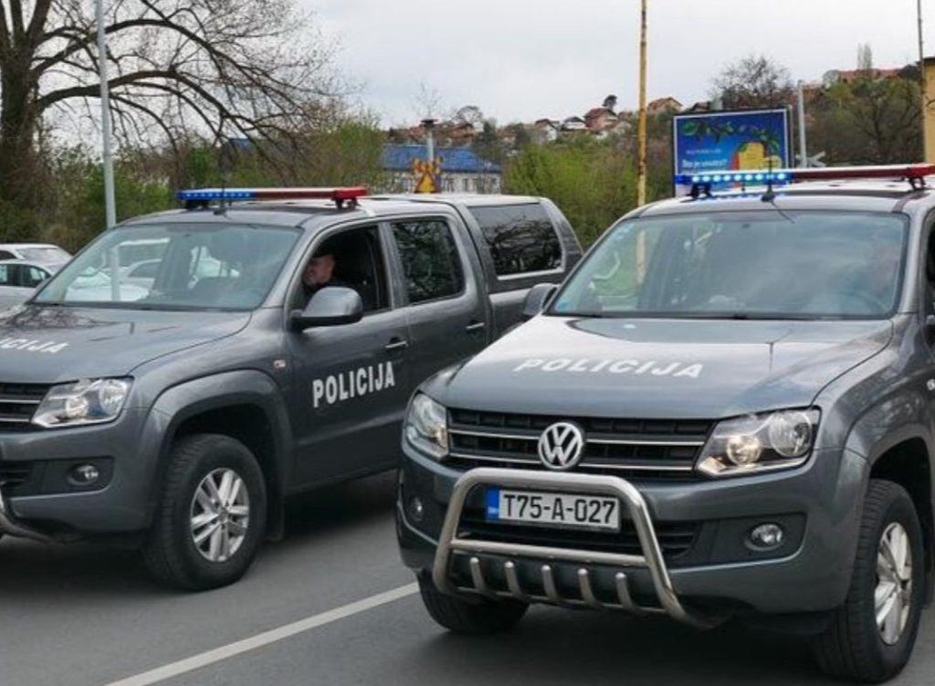 Drama u Tuzli: Roditelj u školskom dvorištu fizički i verbalno napao učiteljicu