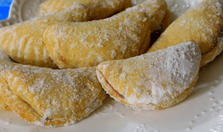 Posne šapice sa džemom: Mirisne, mekane i jednostavne a podsjećaju na bakine kolače!