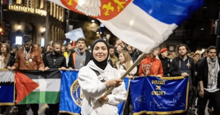 MERIMA IZ NOVOG PAZARA: ŽENA S HIDŽABOM KOJA JE POKRENULA SRBIJU: “MALA GRUPA LJUDI MOŽE PROMIJENITI SVE”