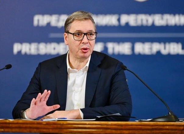 Vučić u panici: Rusija Srbiji daje gas samo do Nove godine