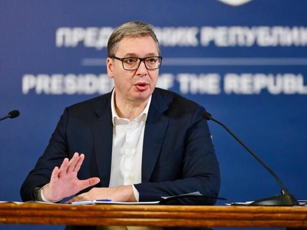 Vučić u panici: Rusija Srbiji daje gas samo do Nove godine