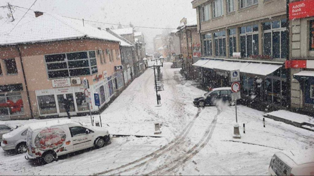 Gračanica: Koliformne bakterije u vodi uzrok masovnog trovanja mještana