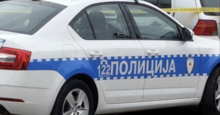 Teška nesreća u BiH: Poginuo vozač traktora, podletio pod voz