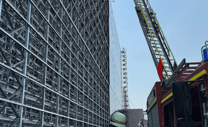 Pali sa skele visoke 38 metara u Njemačkoj i preživjeli