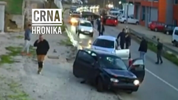 (VIDEO) Haos u Velikoj Kladuši: Otac i sin izazvali tuču i pokušali pregaziti ljude automobilom