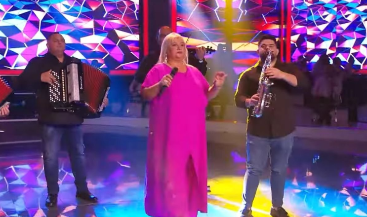 “Džakovima sam nosila pare”: Naša pjevačica od jedne pjesme sagradila tri kuće