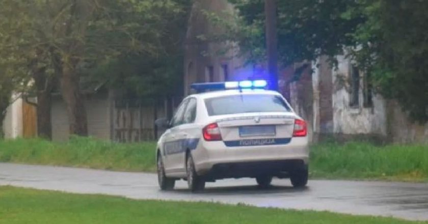 Porodična tragedija u Srbiji: Ubio oca i brata, majka i drugi sin ranjeni