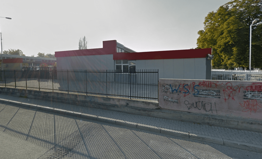 Masovno trovanje u školi: Fekalne bakterije pronađene u musaki i vodi iz česme