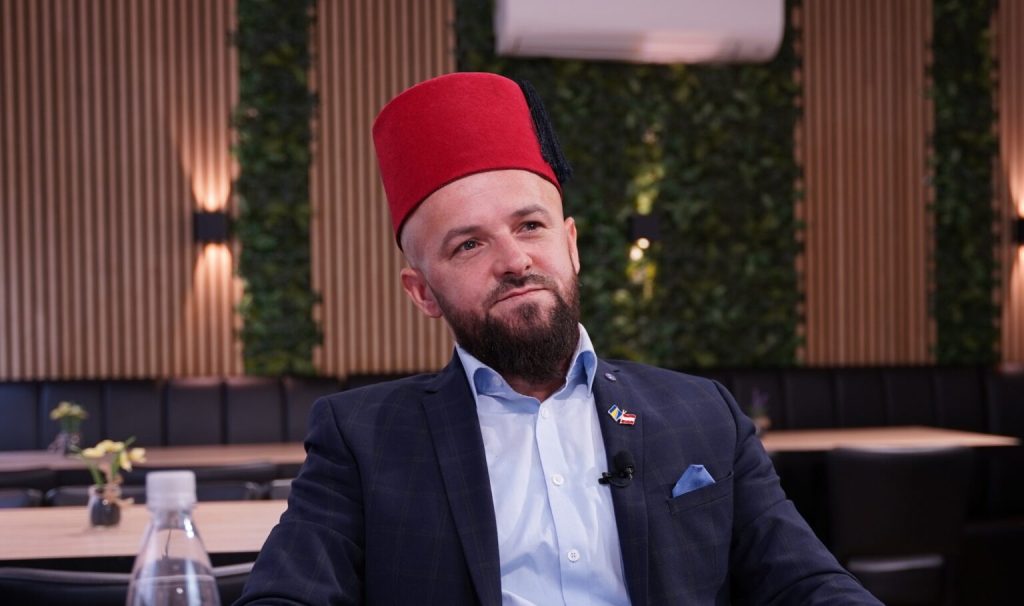 Bosanac u Beču navijače časti sa 3.000 ćevapa, toplom supom i pićem – sve gratis!