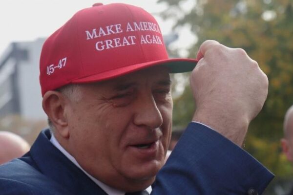 Index.hr: Otkrivena pozadina ukidanja američkih sankcija Dodiku a poznato šta je bila “cijena”