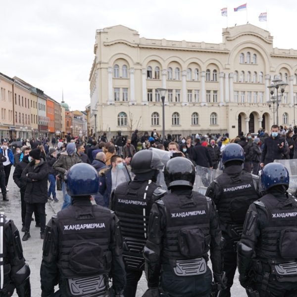 Panika u MUP-u Srbije: Žandarmeriji stigla hitna poruka na Viber