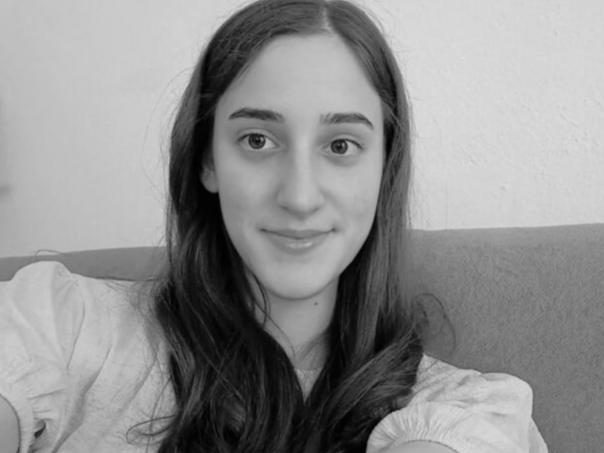 Tuga u Derventi: Preminula 21-godišnja Maja Glišić nakon duge borbe s teškom bolešću