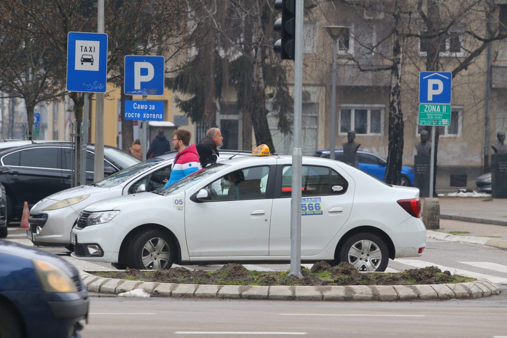 Oružana pljačka u BIH: Razbojnik taksijem bježao prema Banjaluci