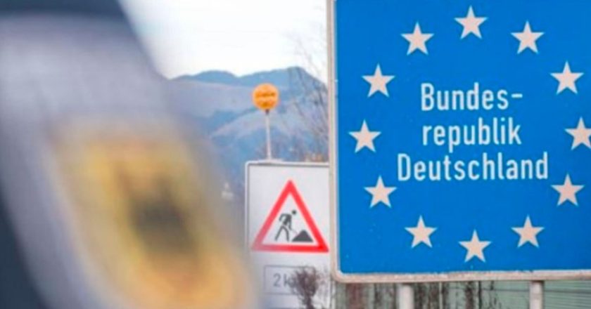 EU uvodi novo pravilo od 1. januara: Vozači jednu stvar moraju da imaju u gepeku