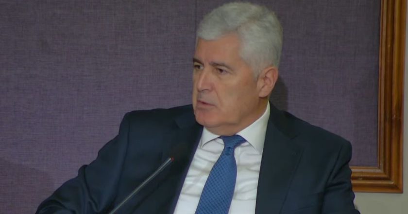 Čović iz Zagreba poručio: Visoki predstavnik nema šta raditi u BiH, bolje da zašutim na izjave Konakovića