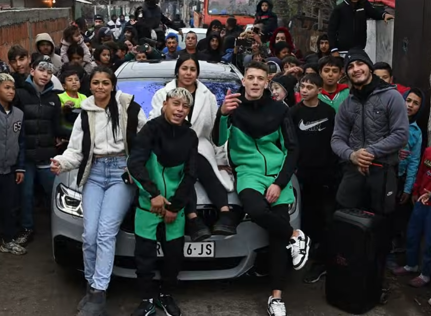 Janko i Brazilac nasmijali region: Snimili viralnu pjesmu o “krađi bakra”, internet se prevrće od smijeha