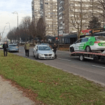HAOS NA GLAVNOJ SAOBRAĆAJNICI U SARAJEVU: Vozio u suprotnom smjeru, oštetio vozila i pobjegao