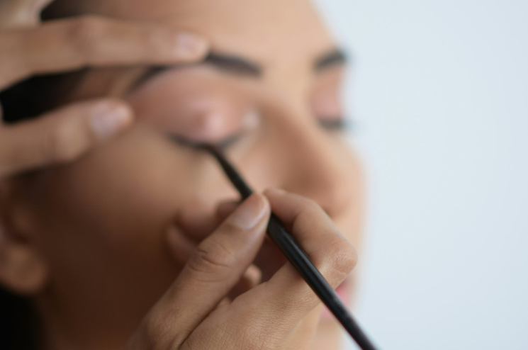 Upozorenje potrošačima u BiH: Ajlajner opasan za oči povučen iz prodaje